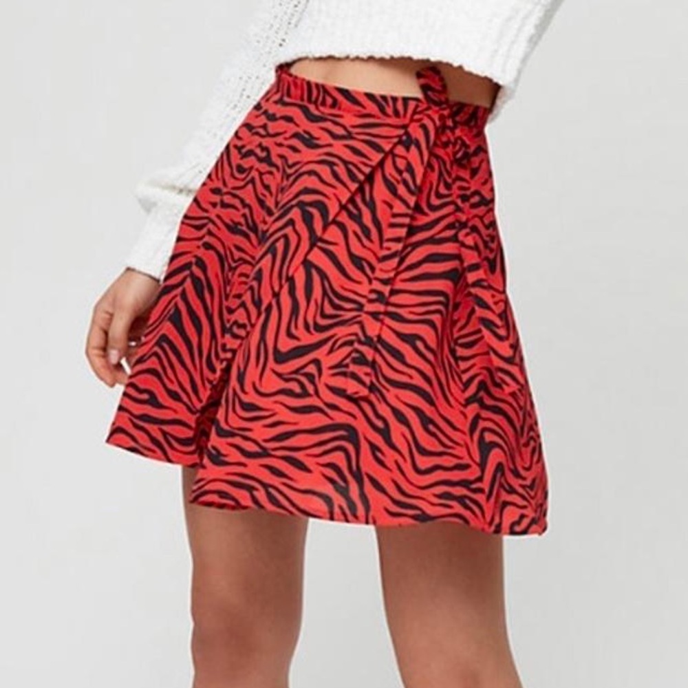 Aritzia Sundays Best Red Striped Wrap Skirt Size 0